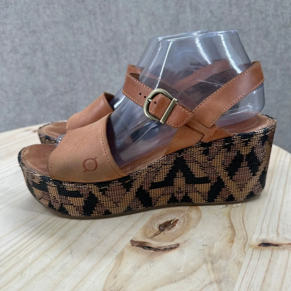 Born Dorrah Wedge Sandals 9 Tan Leather Geometric Platform Ankle Strap